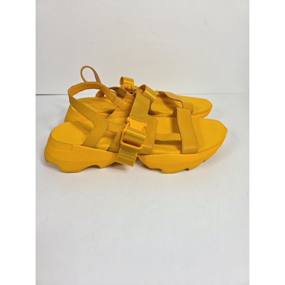 Sorel Womens Sz 10.5 Kinetic Impact Sling Sandals Mango Yellow EUC Sport Buckle